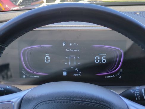 Used 2025 Kia Telluride S FWD image 28