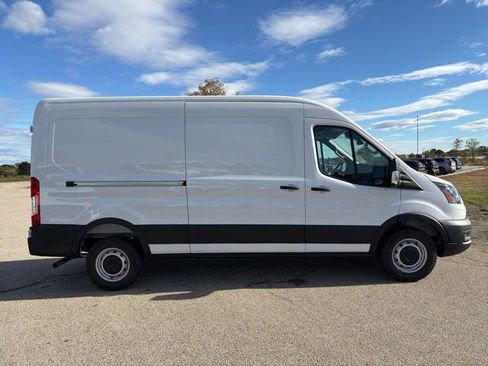 New 2025 Ford Transit 250 148 Medium Roof w/ Load Area Protection Package image 5