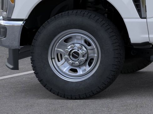 New 2026 Ford F350 XL w/ XL Chrome Package image 19