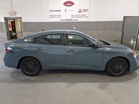 New 2026 Nissan Sentra SV w/ SV Convenience Package FWD image 2