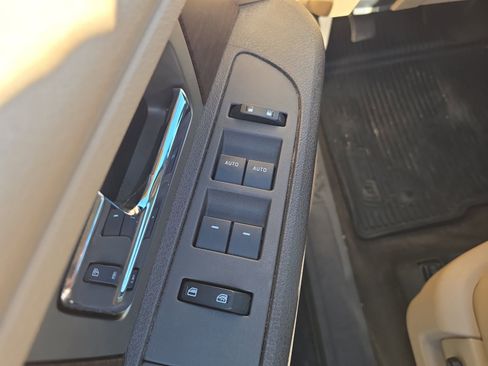 Used 2013 Ford F150 Lariat w/ Luxury Equipment Group image 14