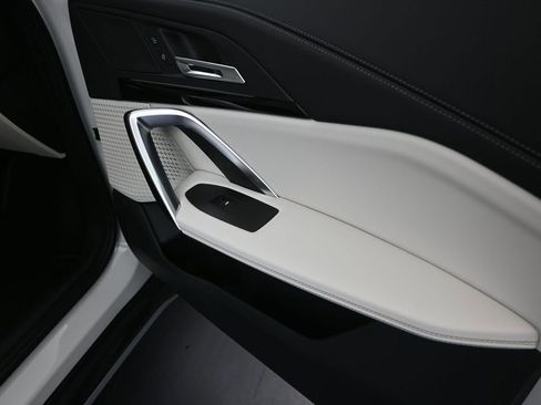New 2026 BMW X1 xDrive28i w/ Technology Package AWD/4WD image 23