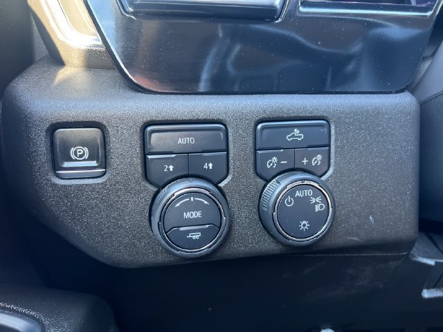 Certified 2024 Chevrolet Silverado 1500 LT AWD/4WD image 28