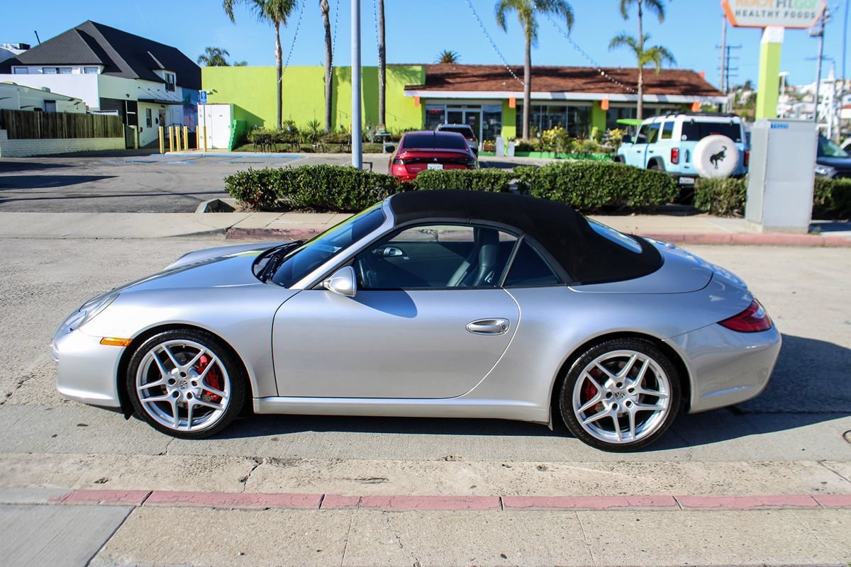 Used 2010 Porsche 911 Carrera S RWD image 36