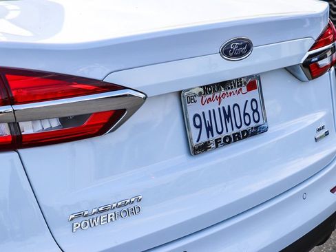 Certified 2020 Ford Fusion SE AWD/4WD image 12