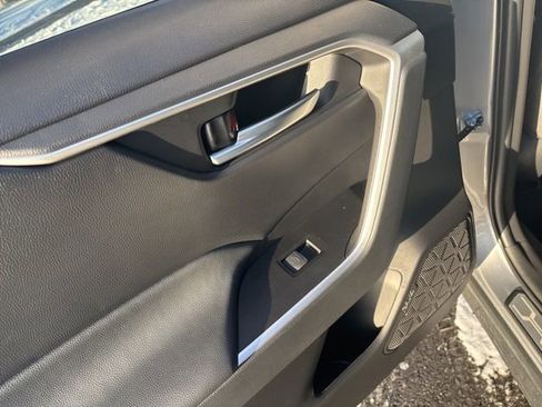 Certified 2023 Toyota RAV4 XLE image 18