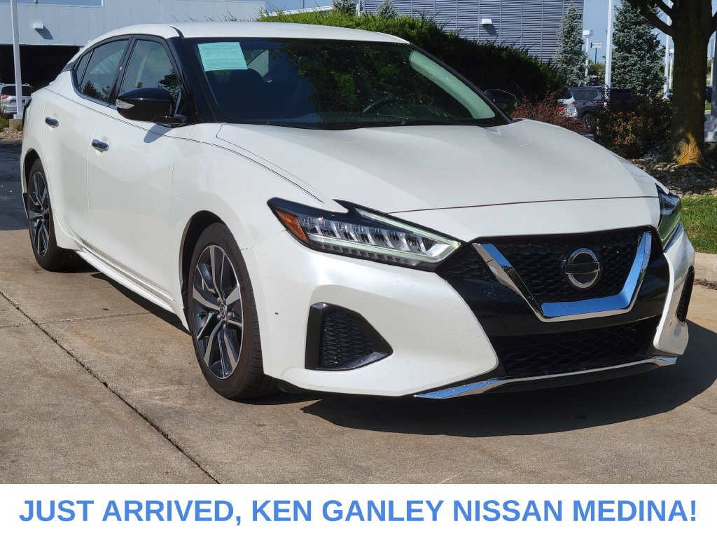 Used 2019 Nissan Maxima 3.5 SV w/ Floor Mat Group FWD image 1