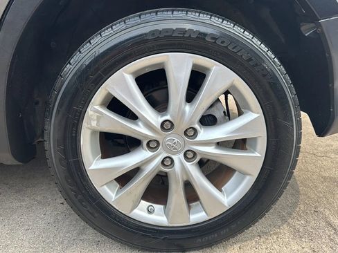 Used 2013 Toyota RAV4 Limited FWD image 36