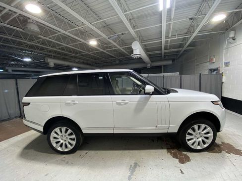 Used 2016 Land Rover Range Rover Supercharged AWD/4WD image 27