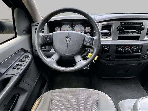 Used 2007 Dodge Ram 1500 Truck SLT AWD/4WD image 6
