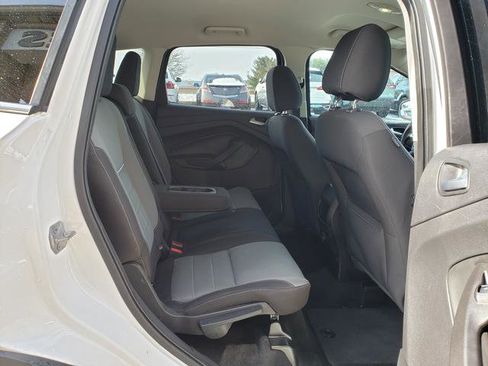 Used 2014 Ford Escape SE image 16