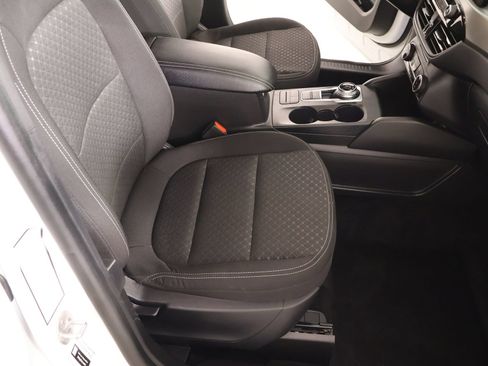 Used 2025 Ford Escape Active AWD/4WD image 12