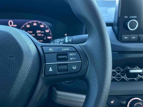 New 2025 Honda Accord SE image 18