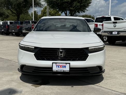 Used 2024 Honda Accord Sport image 10