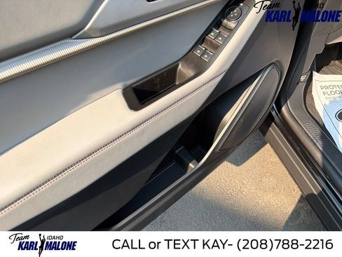 New 2026 Ford Explorer Active w/ Active Comfort Package AWD/4WD image 23