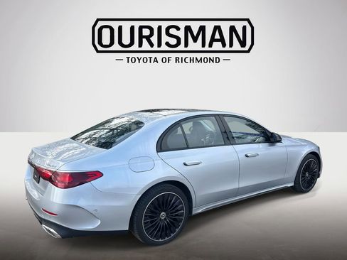 Used 2024 Mercedes-Benz E 350 4MATIC Sedan image 3