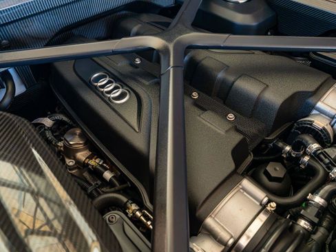 Used 2023 Audi R8 V10 GT RWD image 67