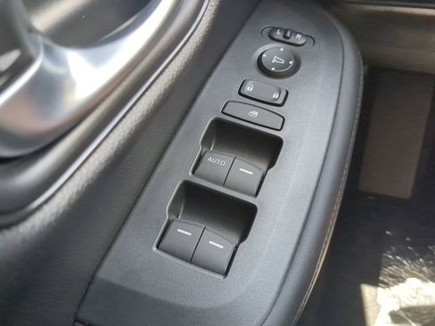 New 2026 Honda HR-V LX image 20