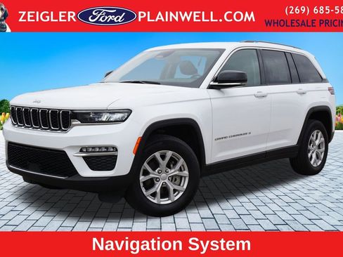 Used 2023 Jeep Grand Cherokee Limited image 1