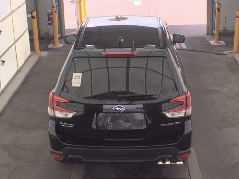 Used 2020 Subaru Forester AWD/4WD image 8