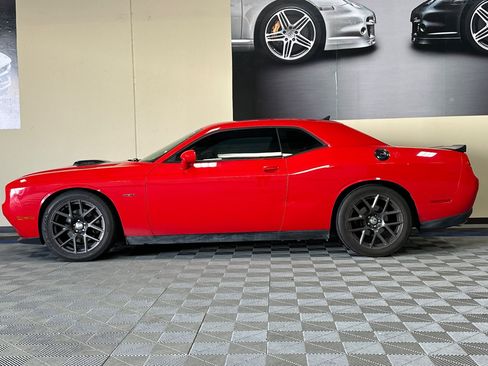 Used 2016 Dodge Challenger R/T Plus RWD image 7