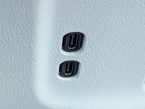 New 2025 Cadillac Optiq Sport 2 w/ LPO, ONYX Package image 30