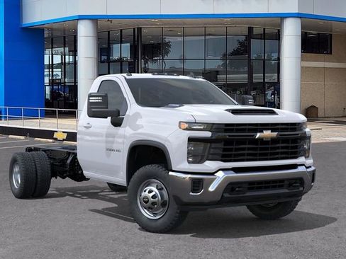 New 2026 Chevrolet Silverado 3500 W/T w/ WT Convenience Package AWD/4WD image 7