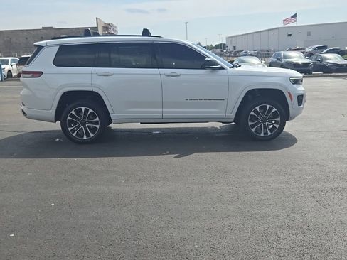 Used 2022 Jeep Grand Cherokee L Overland w/ Luxury Tech Group IV image 10