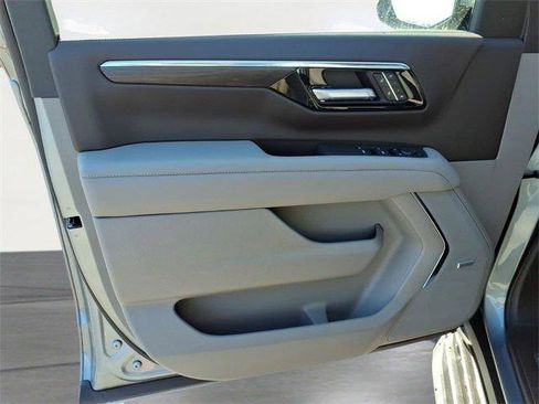 New 2026 Chevrolet Tahoe LT w/ Comfort Package image 18