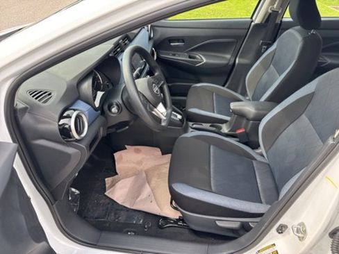New 2025 Nissan Versa SV w/ Trunk Package image 22