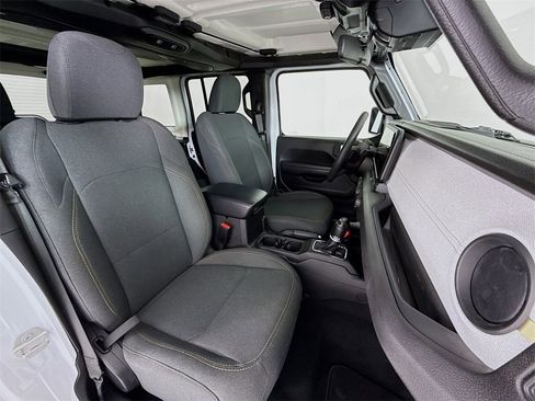 Used 2024 Jeep Wrangler Sport S image 26
