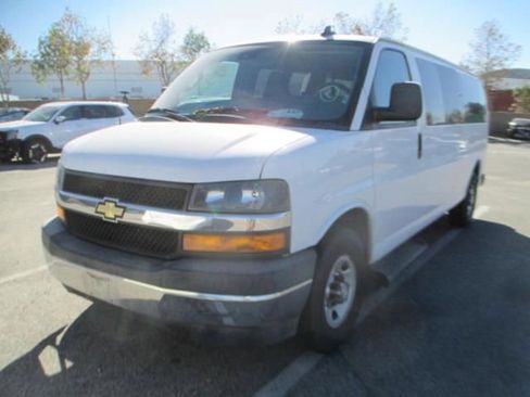 Used 2020 Chevrolet Express 3500 LT w/ LT Preferred Equipment Group image 2