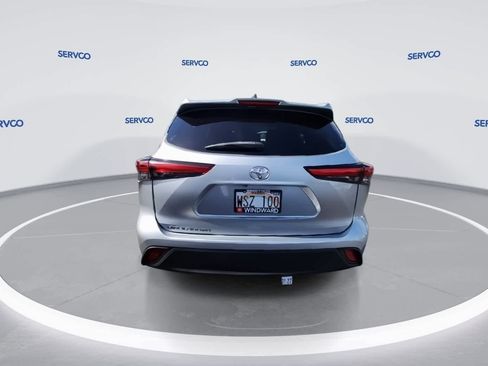 Used 2023 Toyota Highlander L image 7