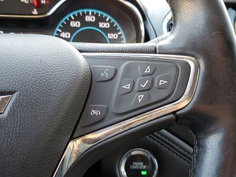 Used 2017 Chevrolet Cruze Premier w/ Enhanced Convenience Package image 16