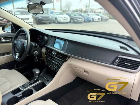 Used 2018 Kia Optima LX w/ 17" Alloy Wheels Package FWD image 11