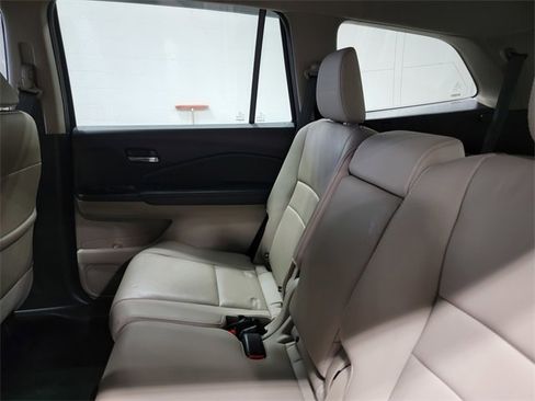 Used 2018 Honda Pilot EX-L image 13