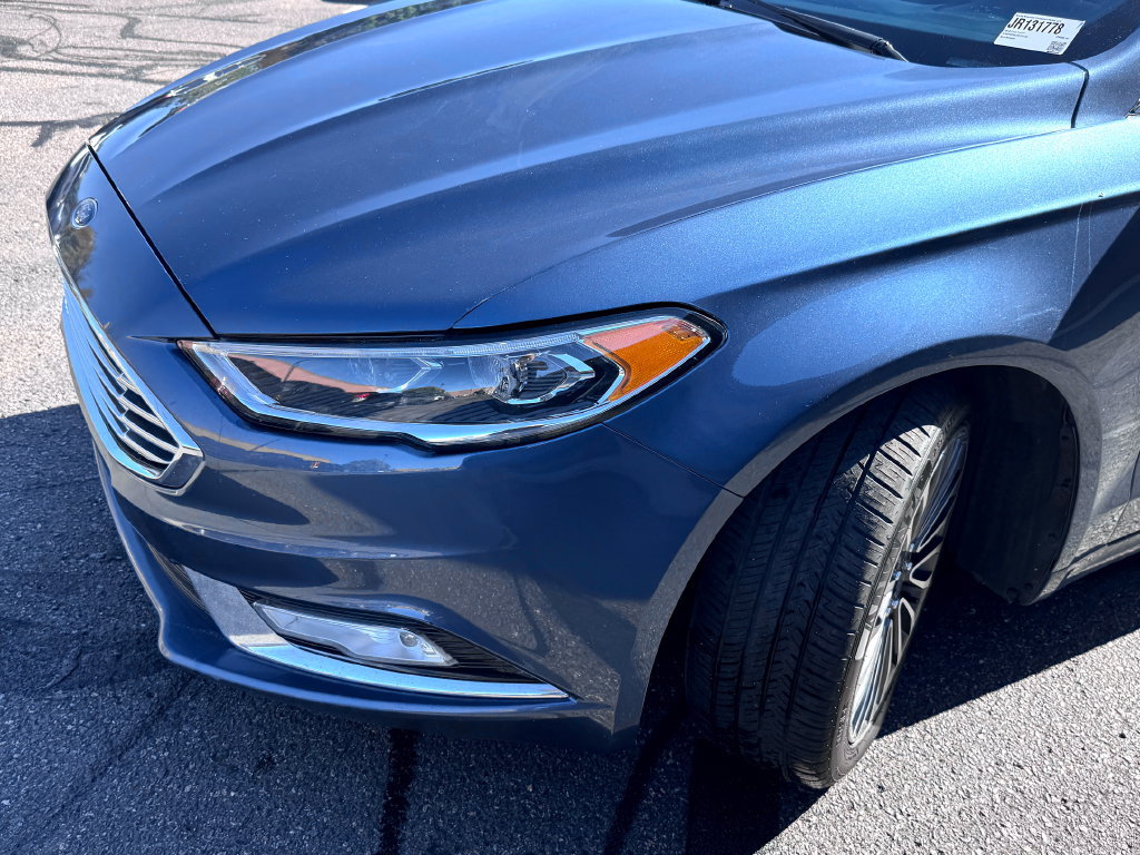 Used 2018 Ford Fusion Titanium AWD/4WD image 5