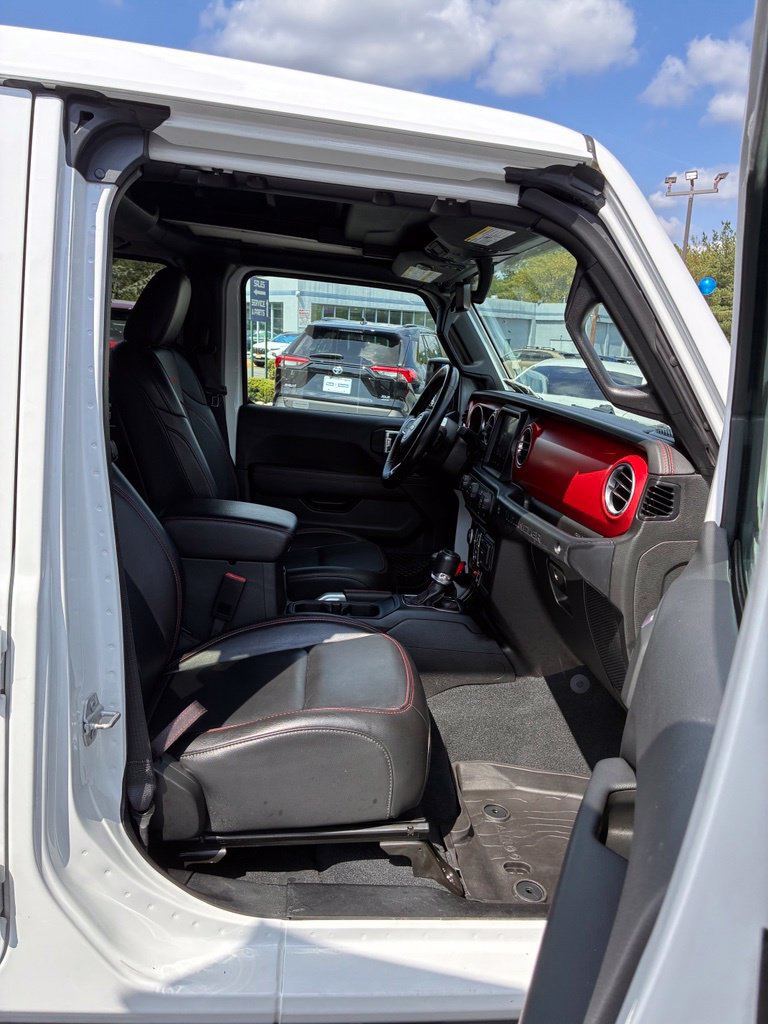 Used 2022 Jeep Wrangler Unlimited Rubicon AWD/4WD image 23