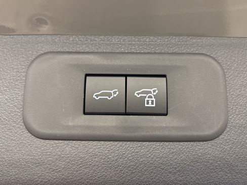 Used 2026 Lexus TX 500h AWD image 36