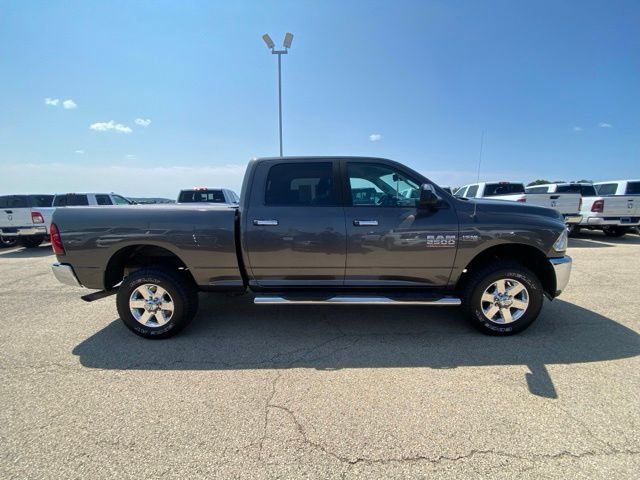 Used 2014 RAM 2500 SLT w/ Luxury Group AWD/4WD image 2