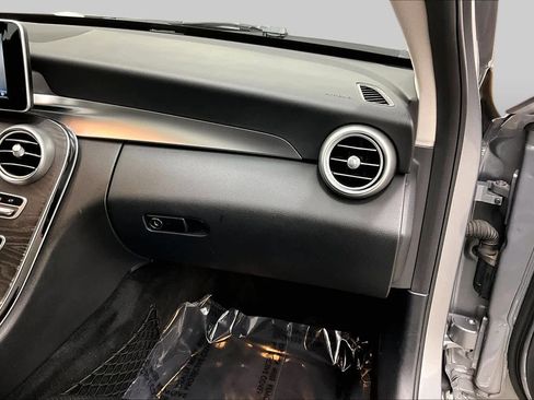 Used 2016 Mercedes-Benz C 300 Sedan image 19