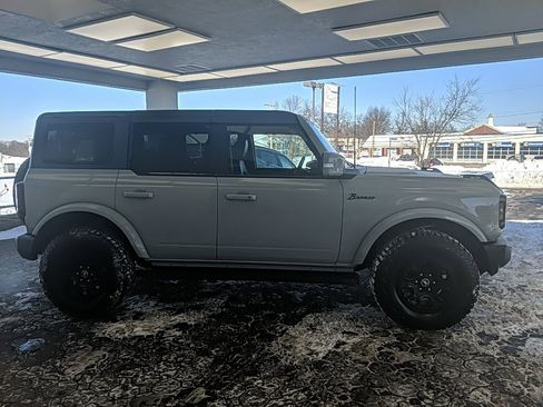 Certified 2024 Ford Bronco Outer Banks image 4
