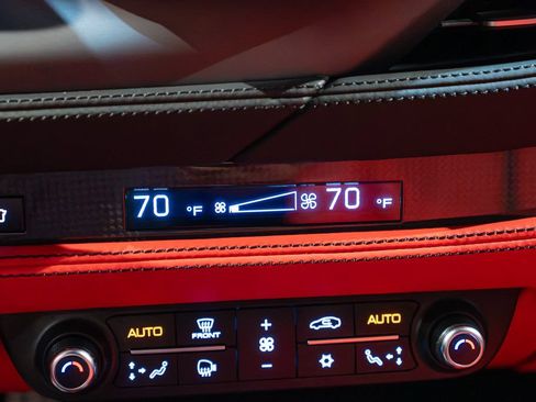 Certified 2022 Ferrari F8 Tributo RWD image 43