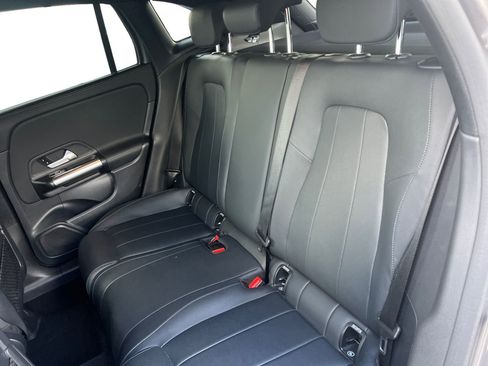 Used 2023 Mercedes-Benz GLA 250 image 13