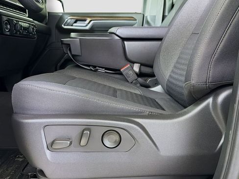 Used 2023 Chevrolet Silverado 1500 LT image 21