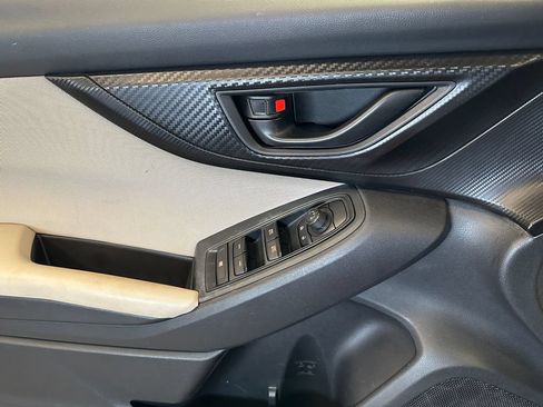 Used 2017 Subaru Impreza 2.0i AWD/4WD image 19
