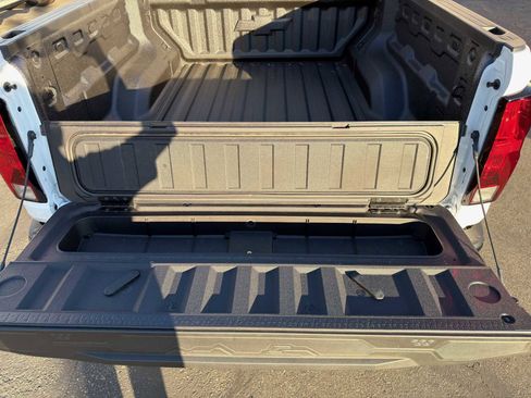 New 2026 Chevrolet Colorado Trail Boss AWD/4WD image 23