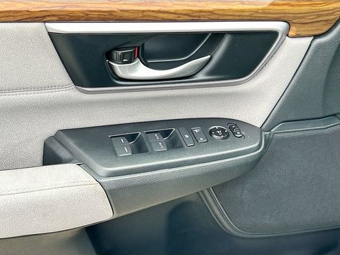 Used 2017 Honda CR-V EX image 17