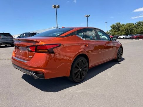 Used 2019 Nissan Altima 2.5 SR AWD/4WD image 5