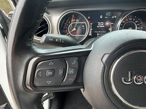 Used 2021 Jeep Wrangler Unlimited Sport image 27